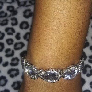 Silver large rhinestone braclet